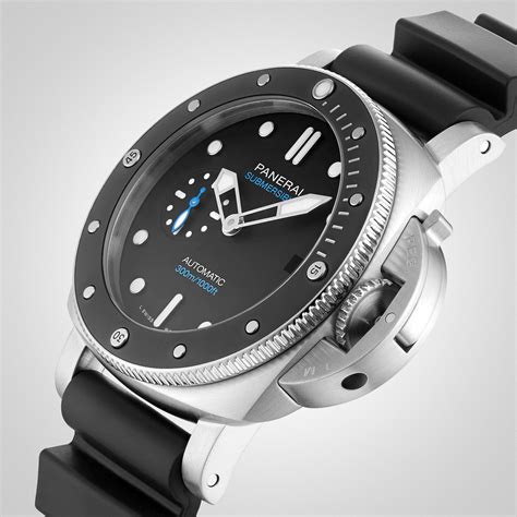 Panerai Submersible Watches, Submersible 42mm, 